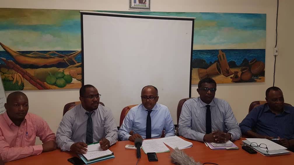 image Dialogue intra privé  / Pour un cadre institutionnel permanent de dialogue Public-Privé